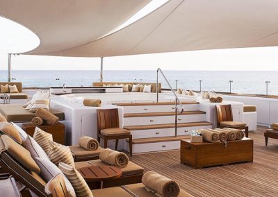 suri-adventure-yacht-charter-sun-deck