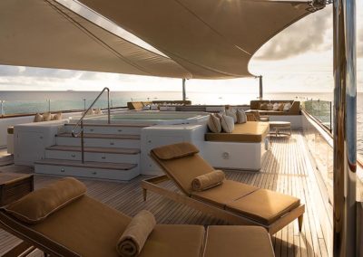 suri-adventure-yacht-charter-sun-deck