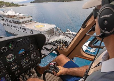 suri-yacht-charter-aviation-adventure-helicopter-landing