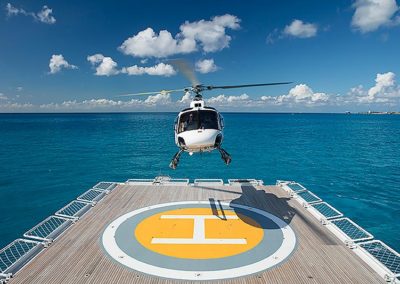 suri-yacht-charter-aviation-adventure-helicopter-takeoff