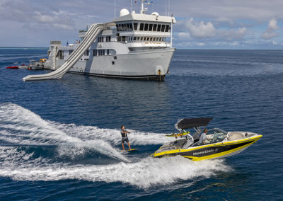 suri-yacht-charter-sea-adventure-mastercraft-wakeboat